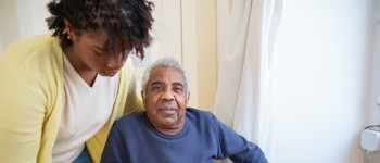 Ouderen senioren hulp